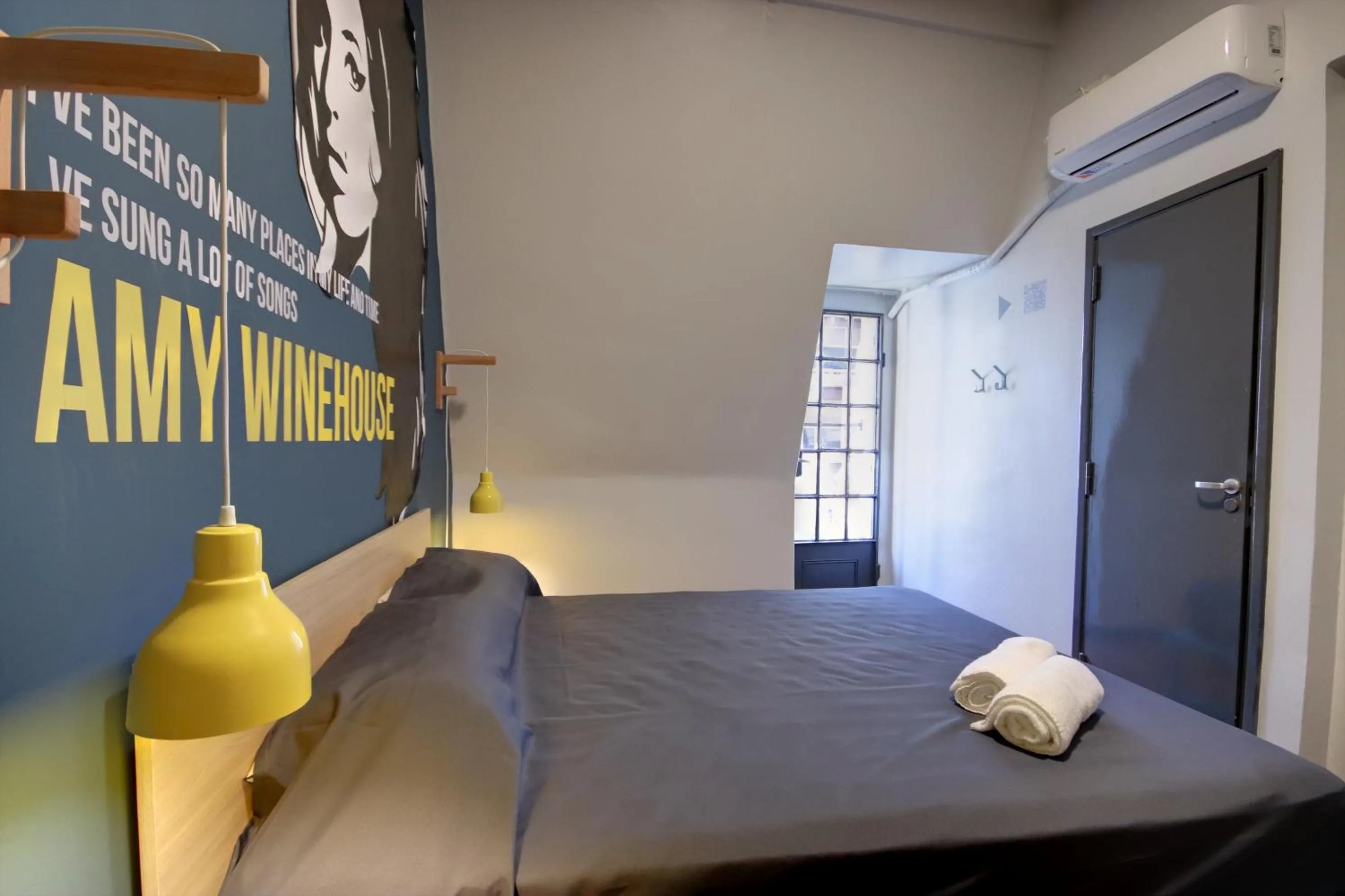 Bed in Play Hostel Garden