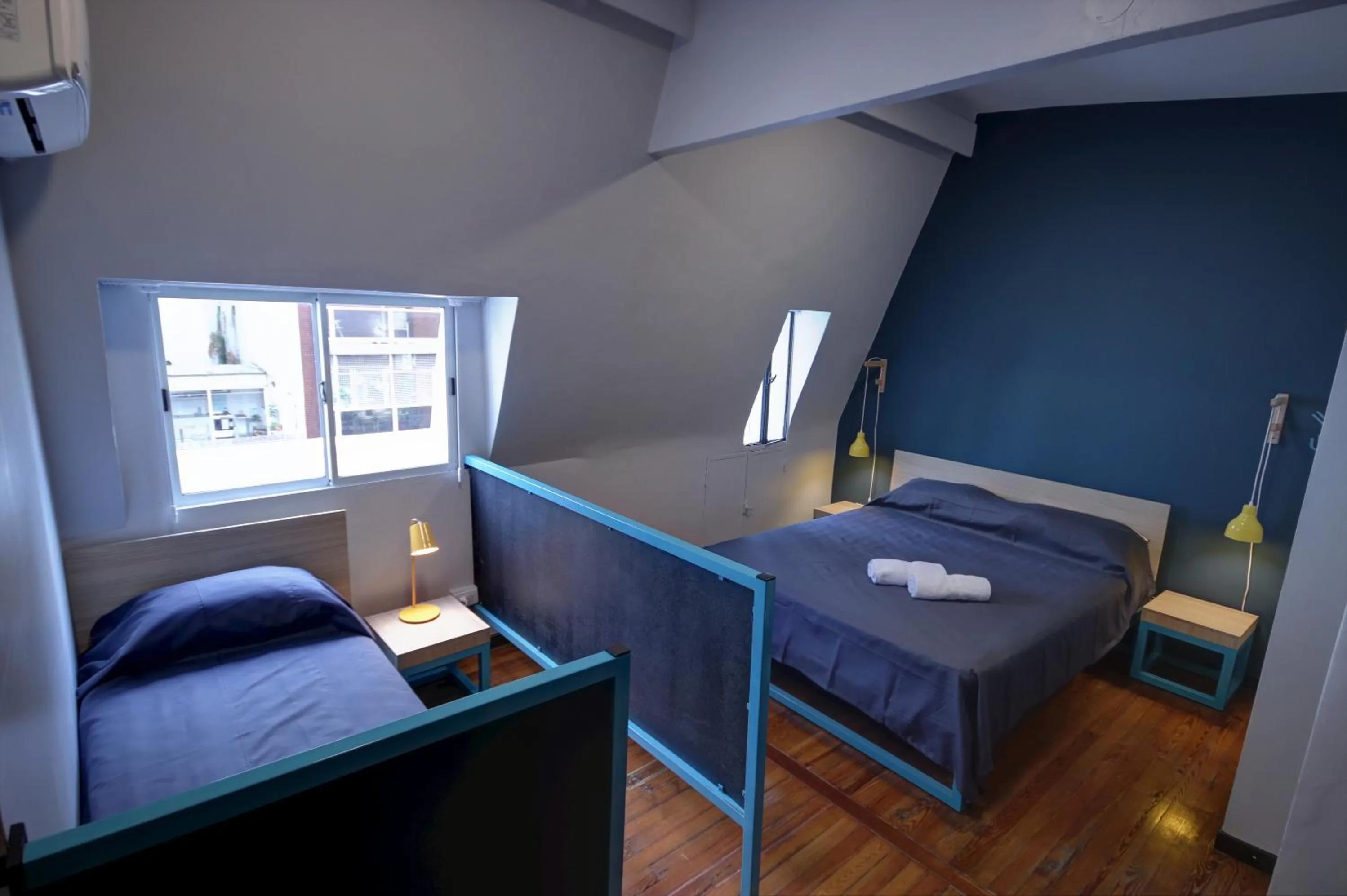 Photo of the whole room, Bed in Play Hostel Garden