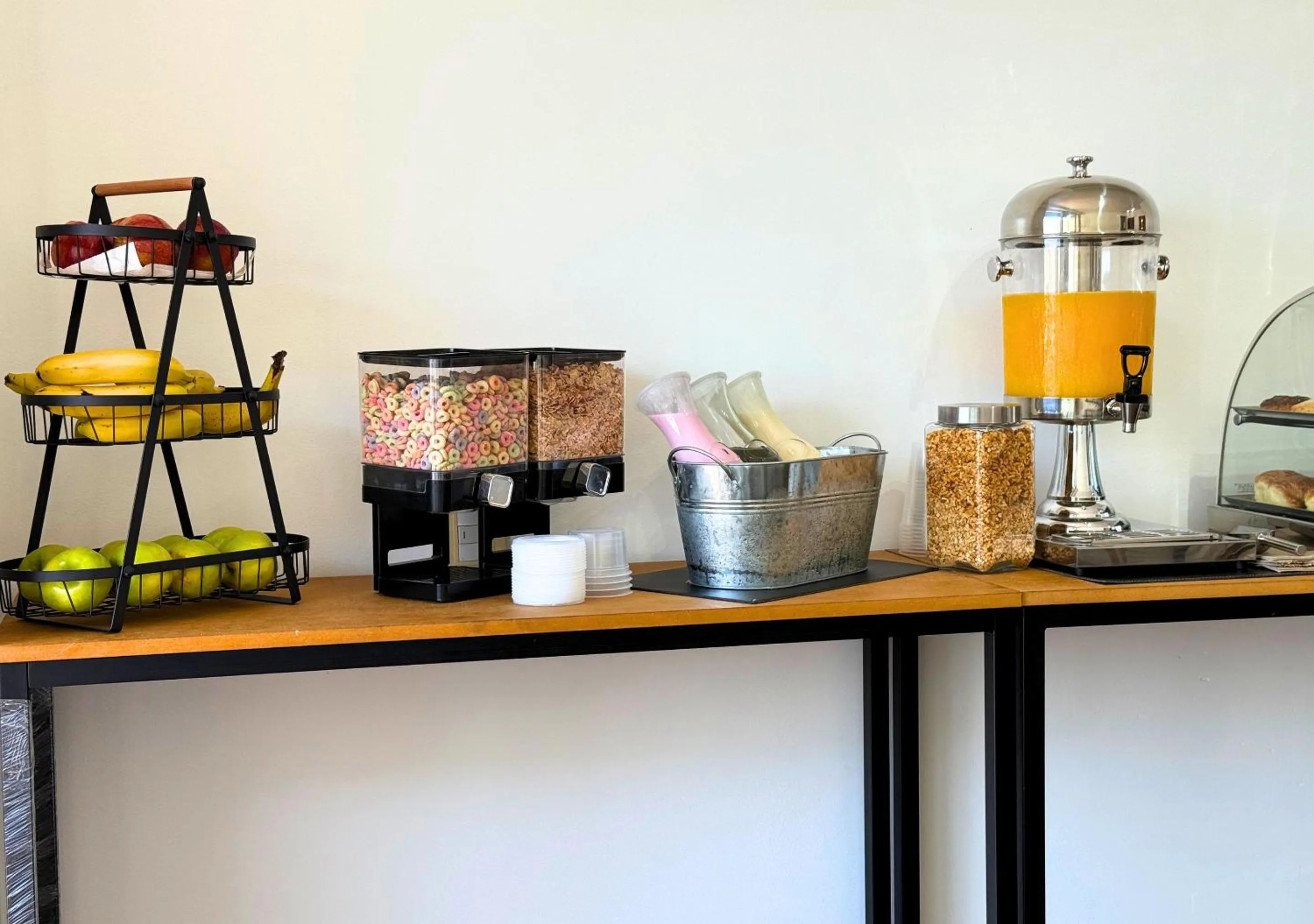 Breakfast in Reco by DOT Suites