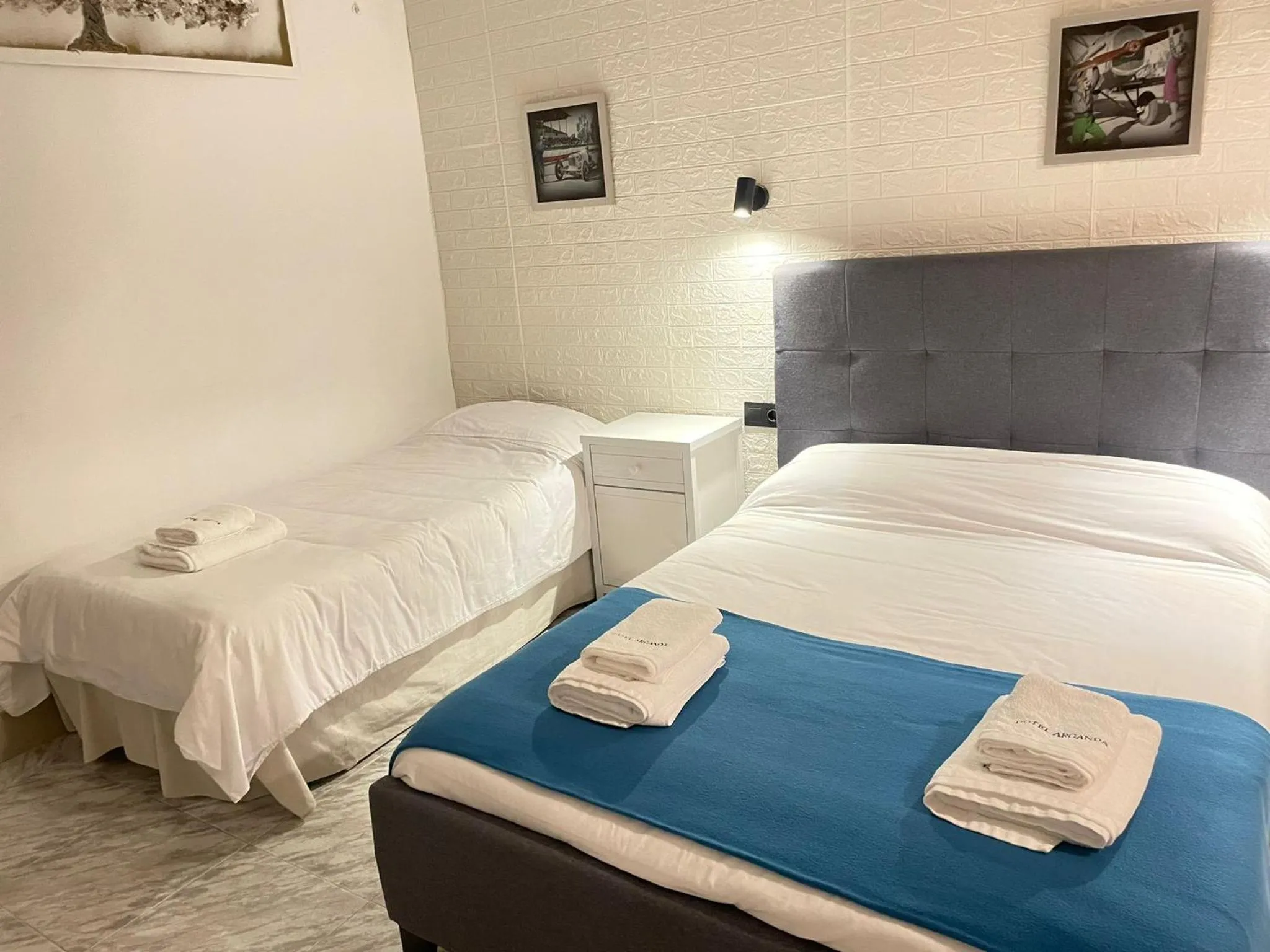 Bedroom, Bed in Hotel Arganda