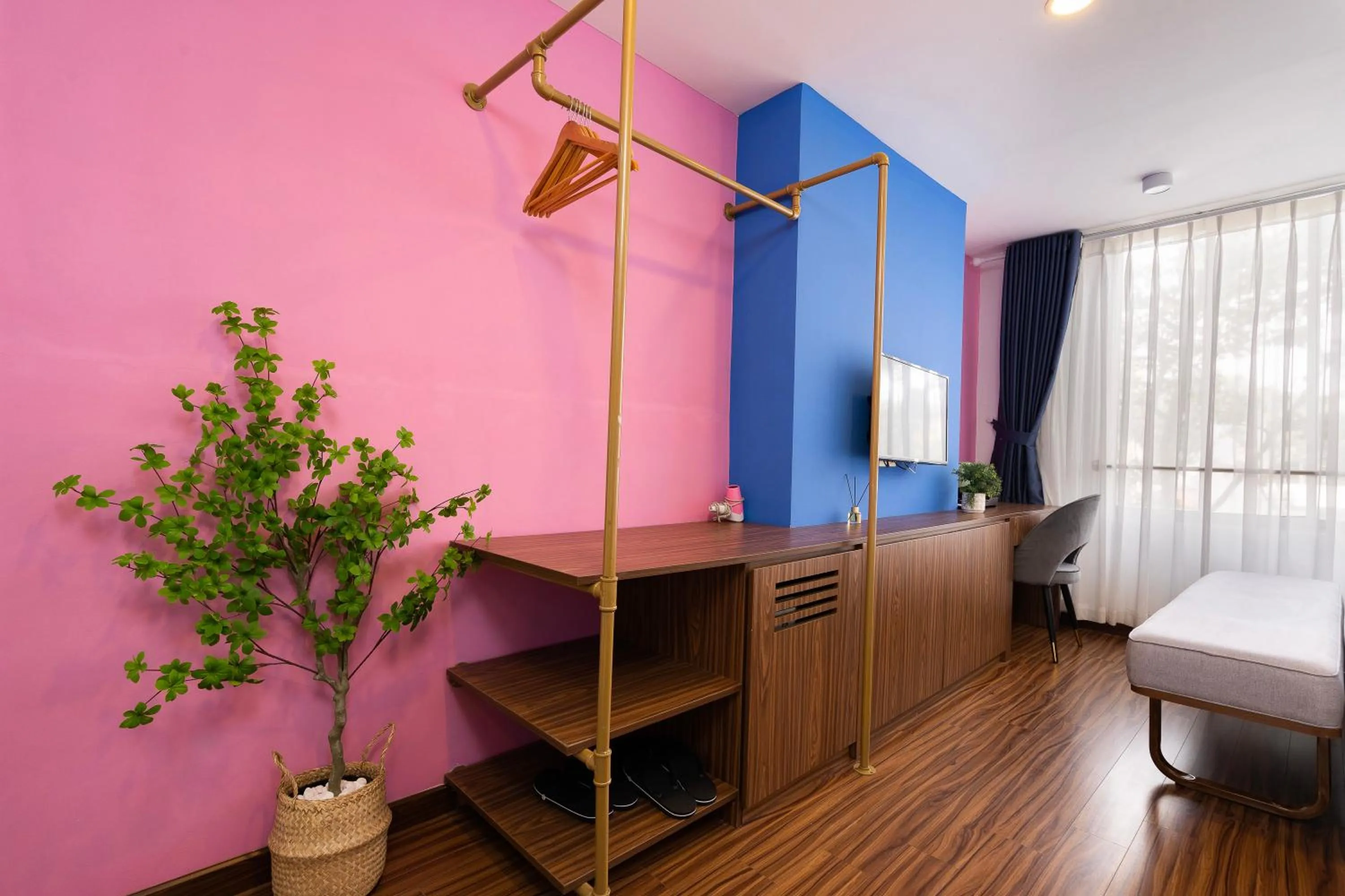 Seating area, Bed in Mari Queen Hotel - Suong Nguyet Anh