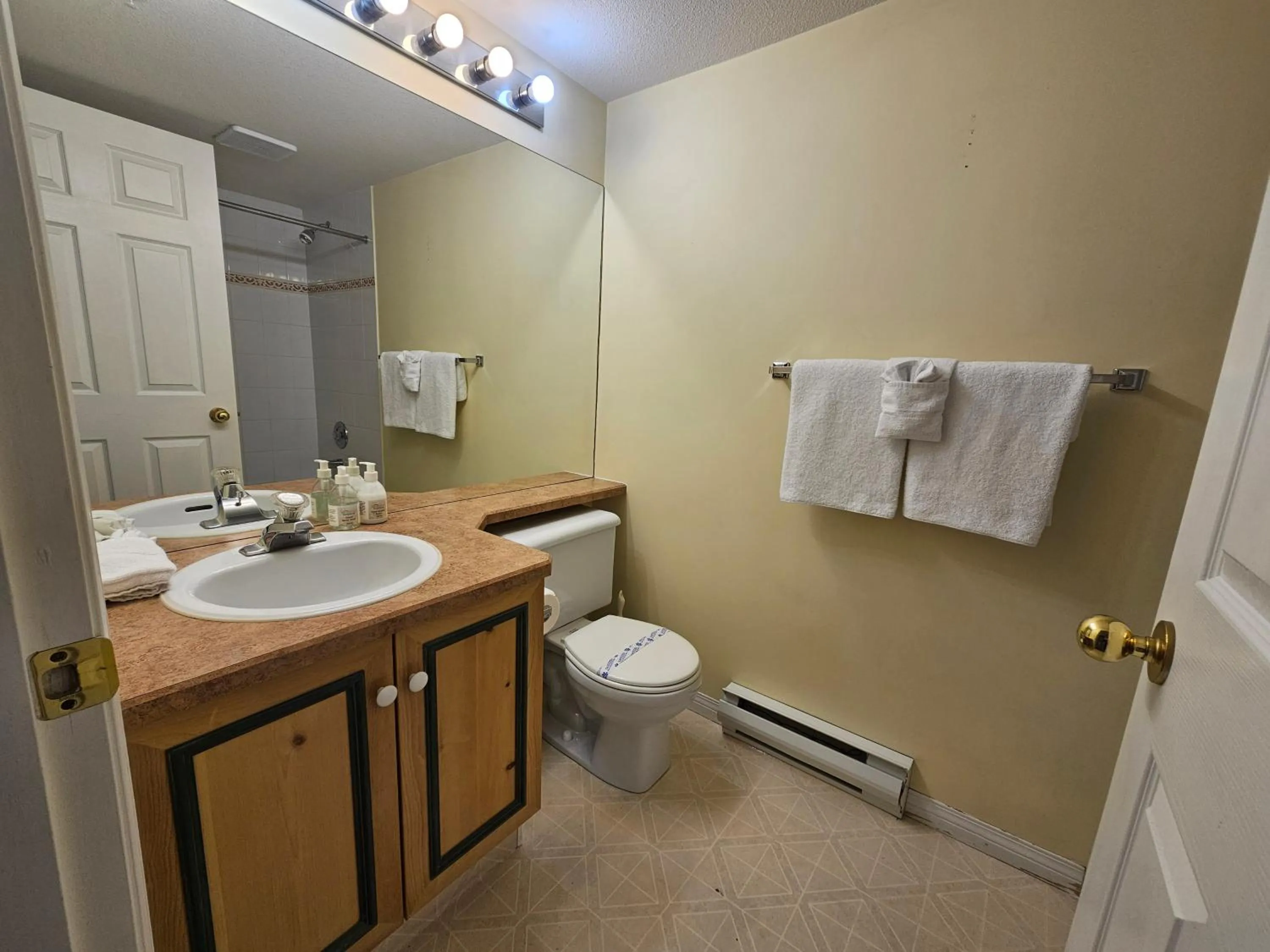 Borgata Lodge Resort