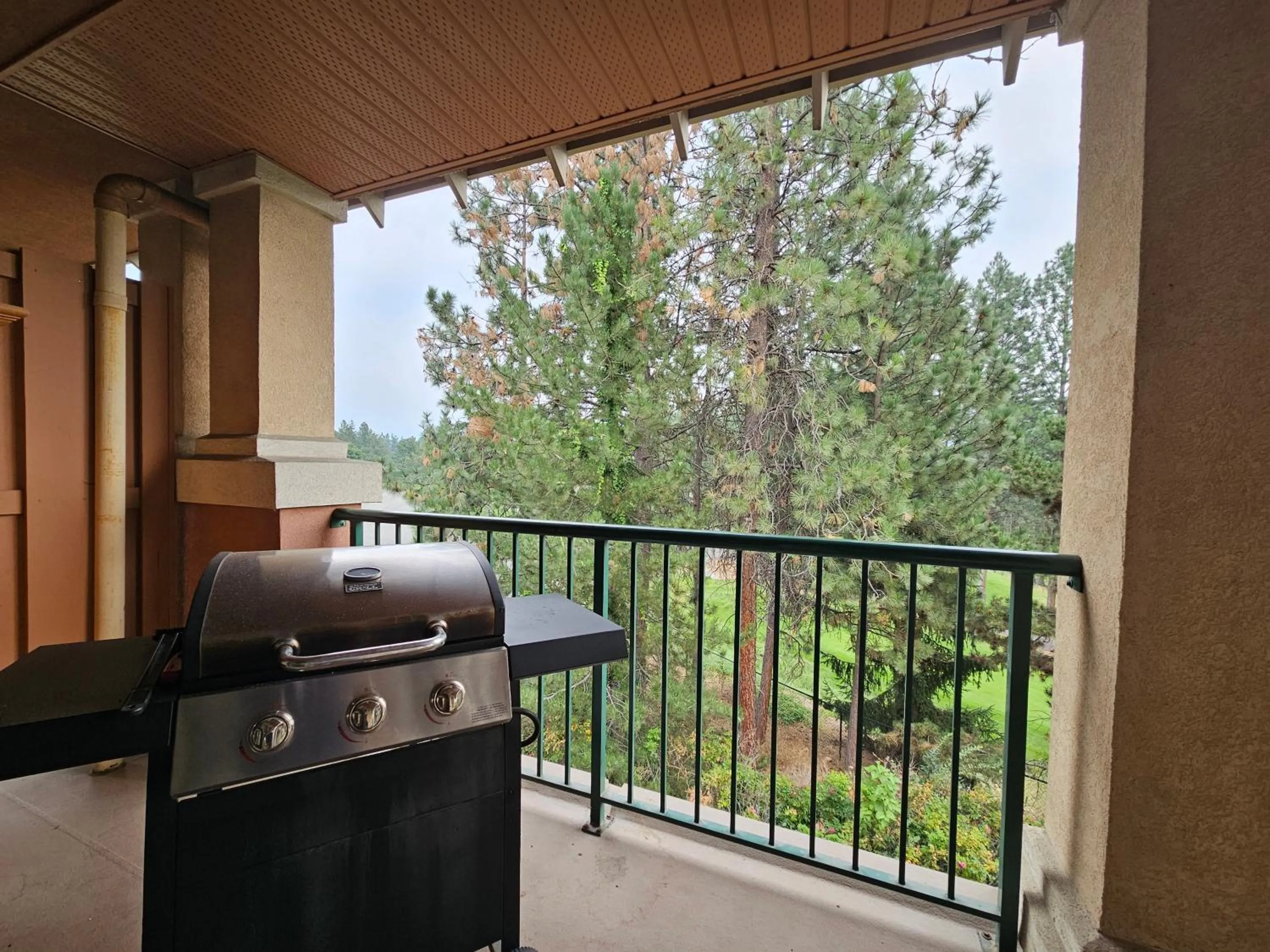 Borgata Lodge Resort