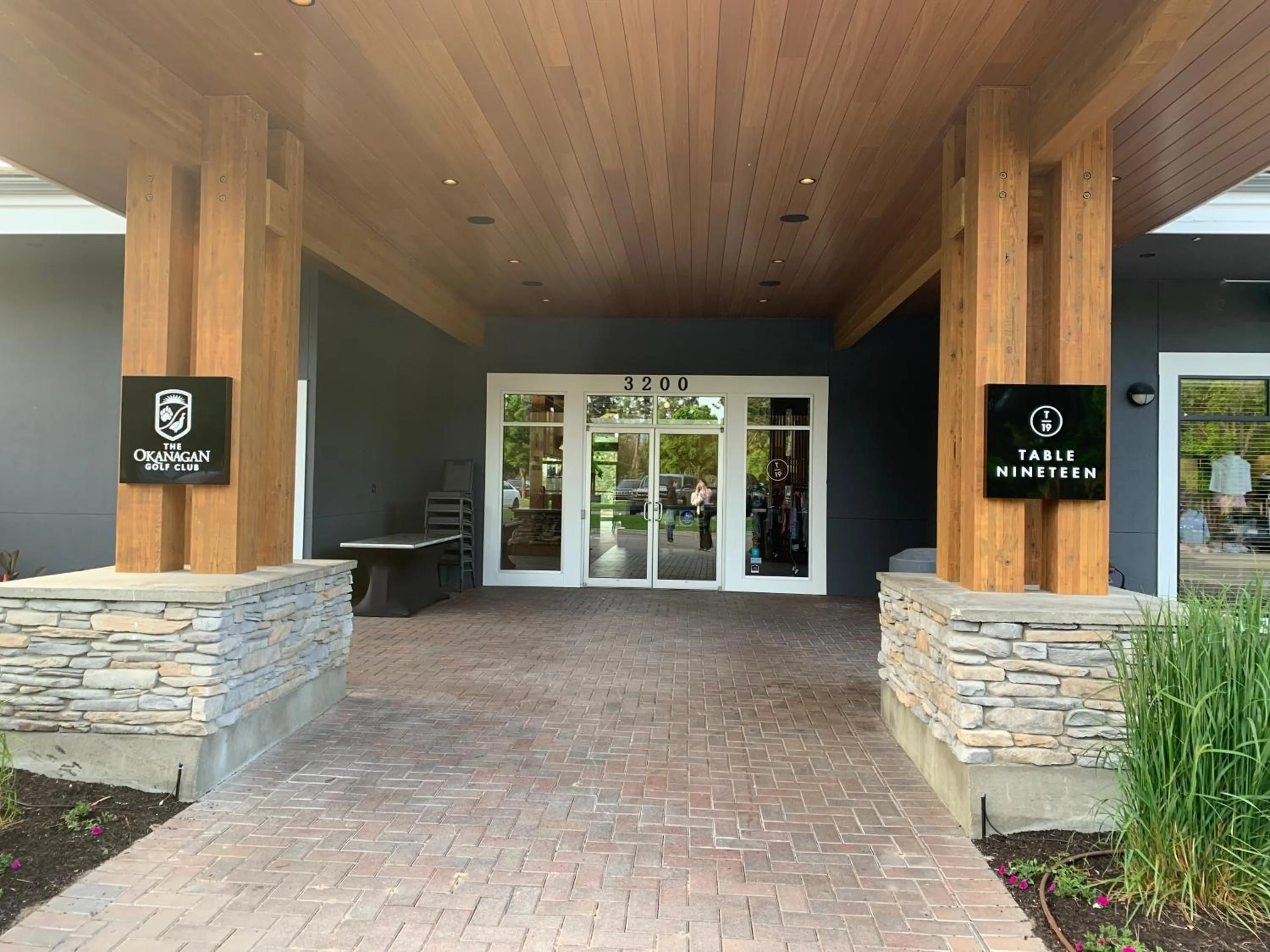 Restaurant/places to eat in Borgata Lodge Resort