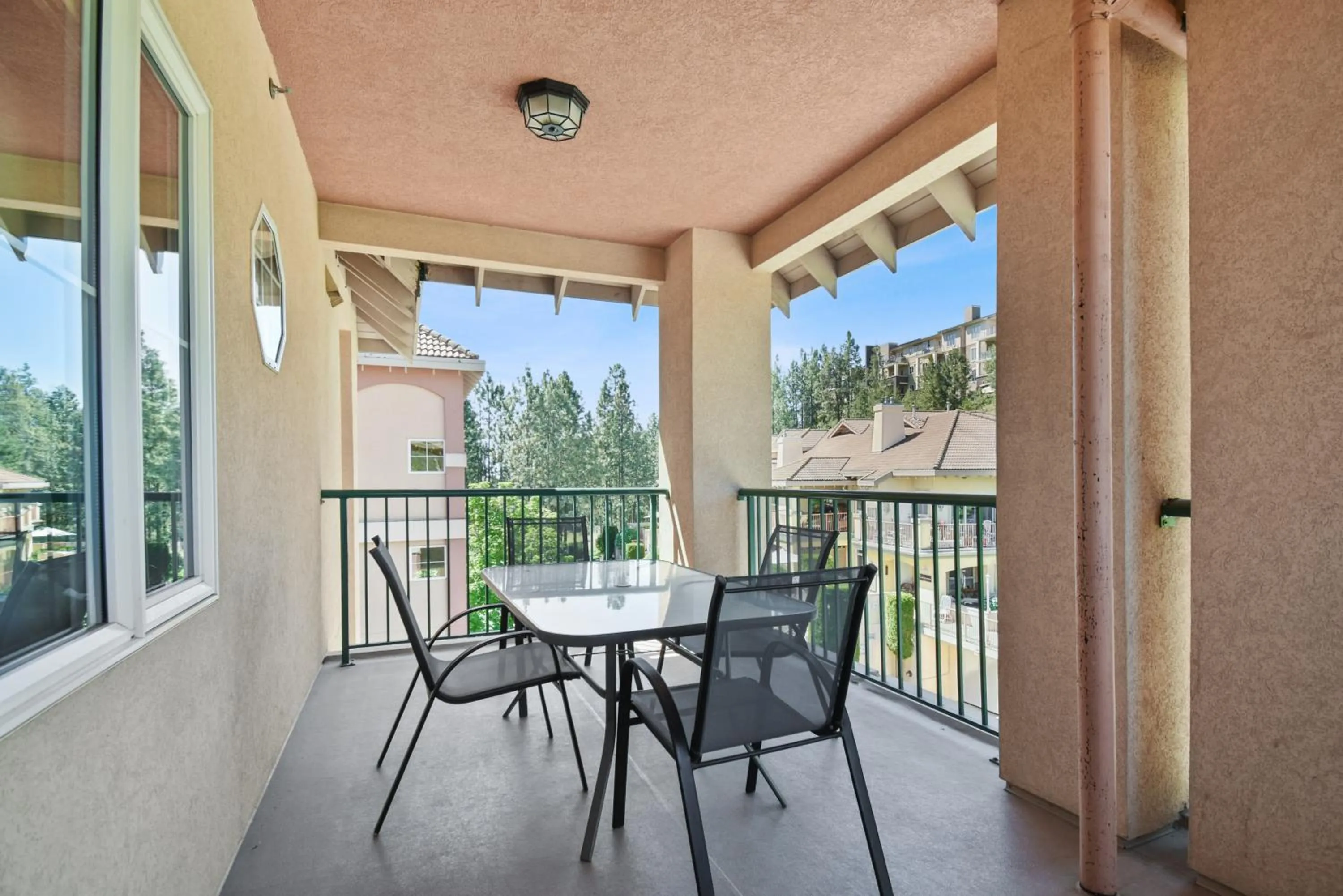 Borgata Lodge Resort