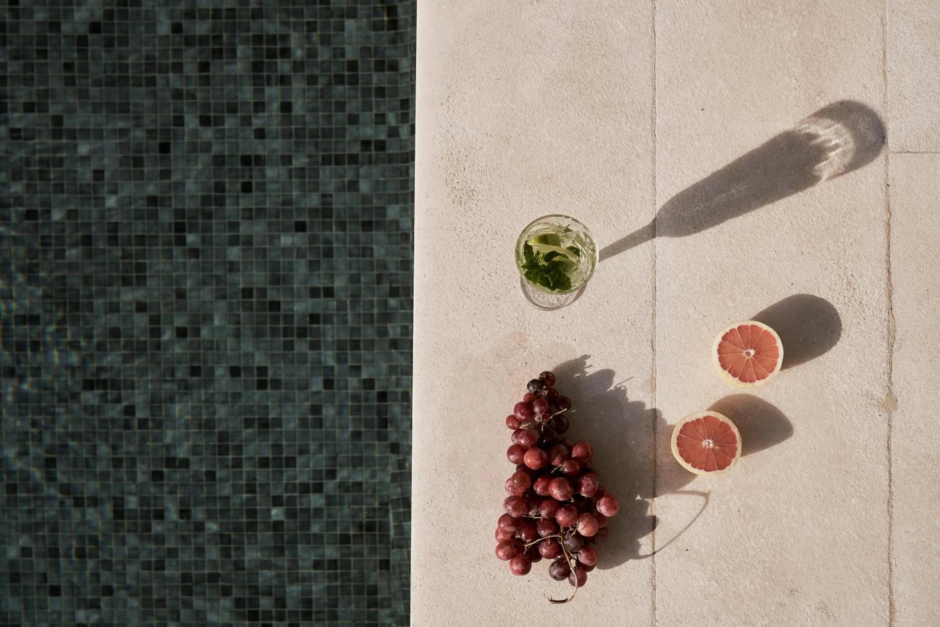 Lounge or bar in Yria Island Boutique Hotel & Spa