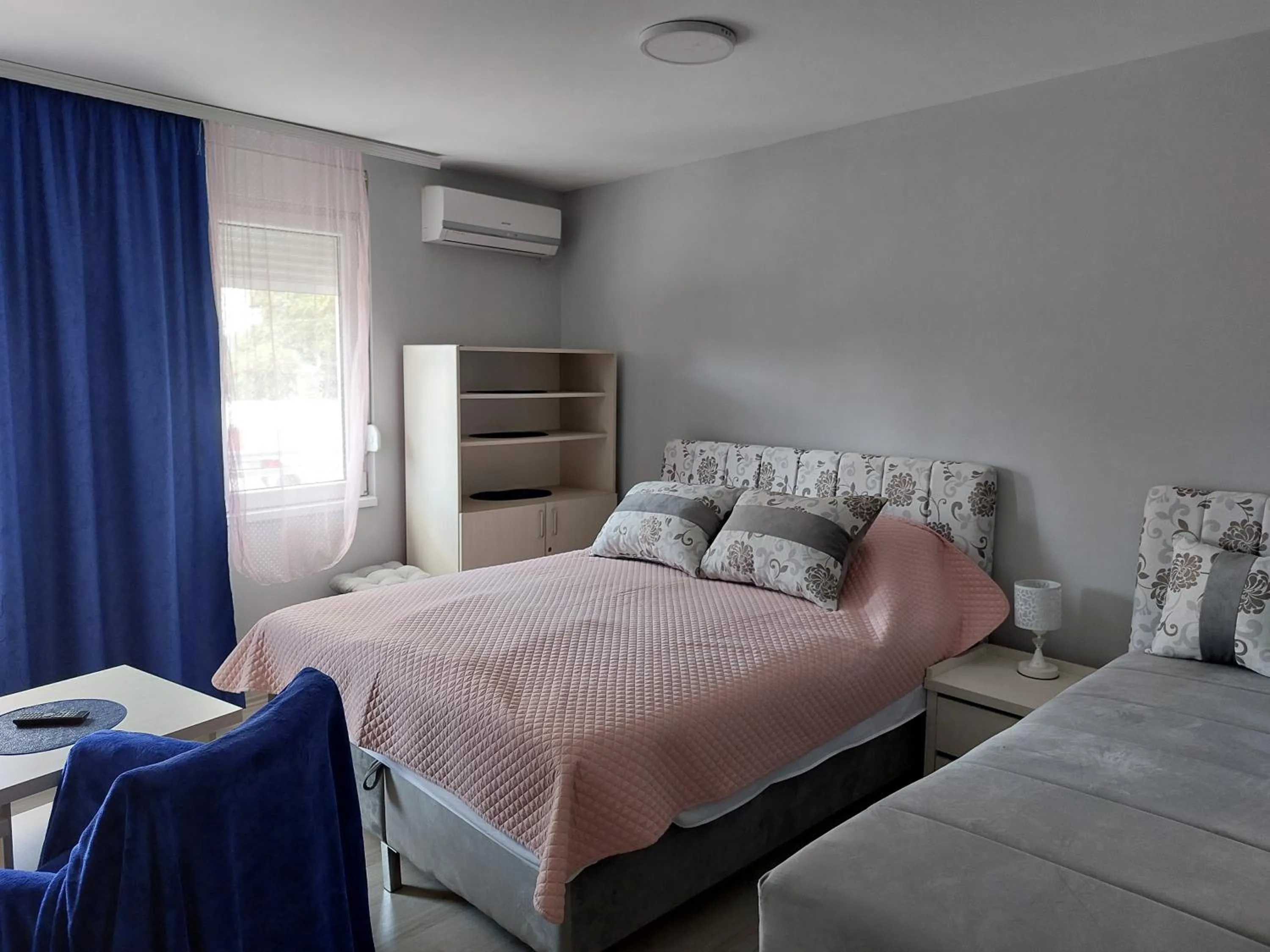 One-Bedroom Apartment - single occupancy in Apartments MIMOZA