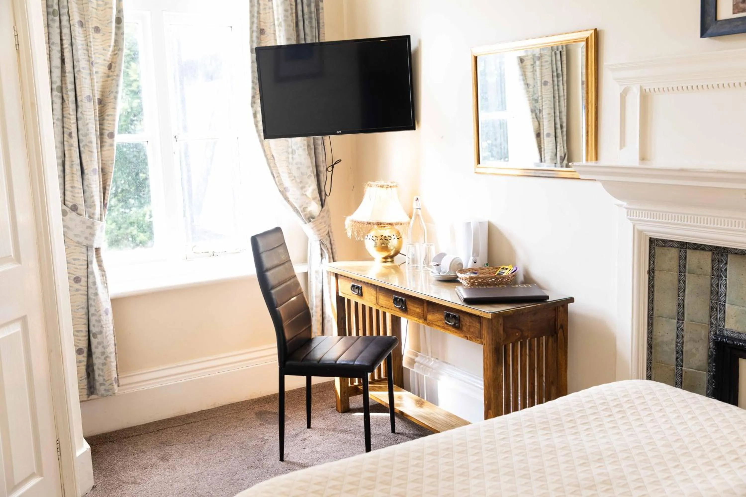 Bed in Heritage Grange at Thurston, Hotel