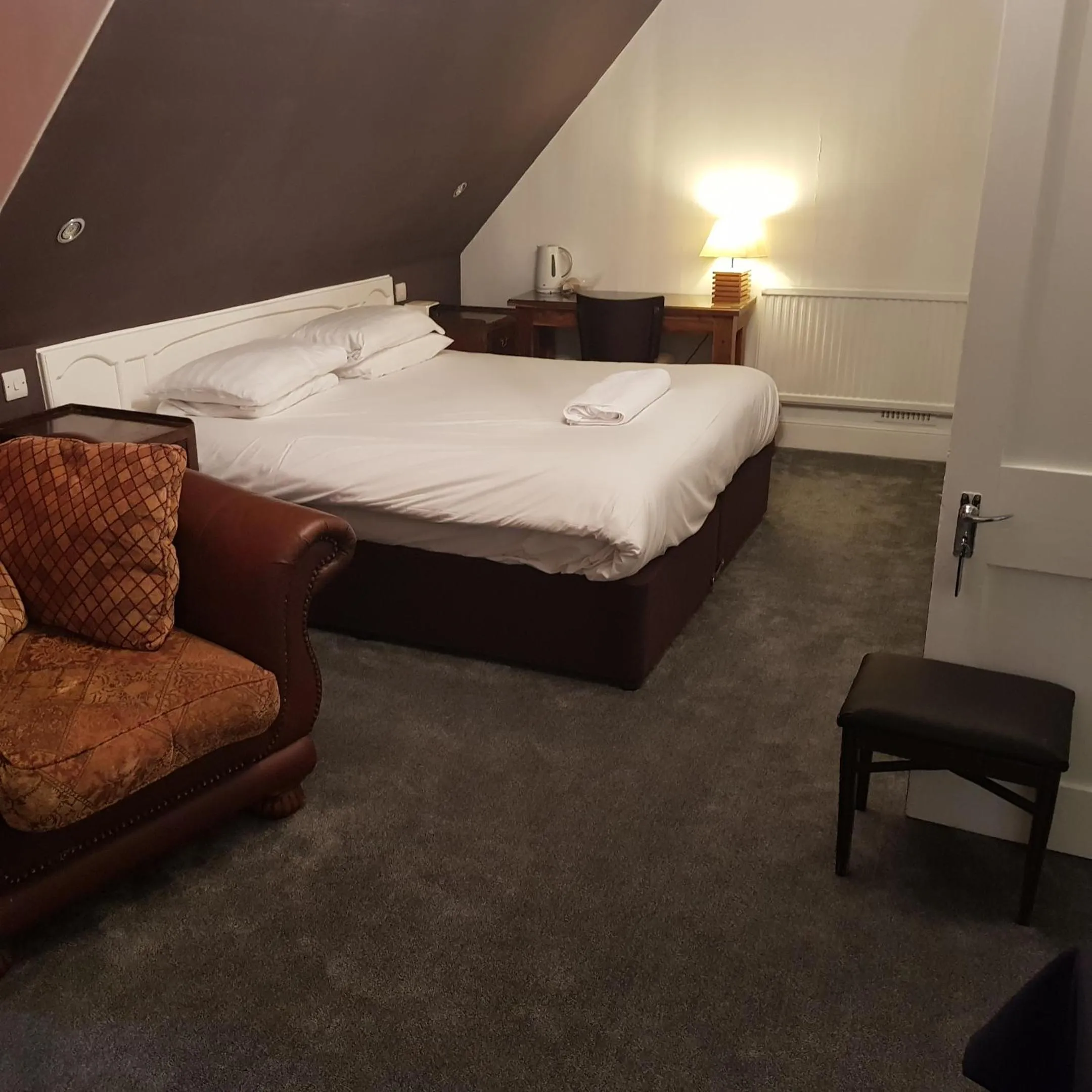 Bed in Heritage Grange at Thurston, Hotel