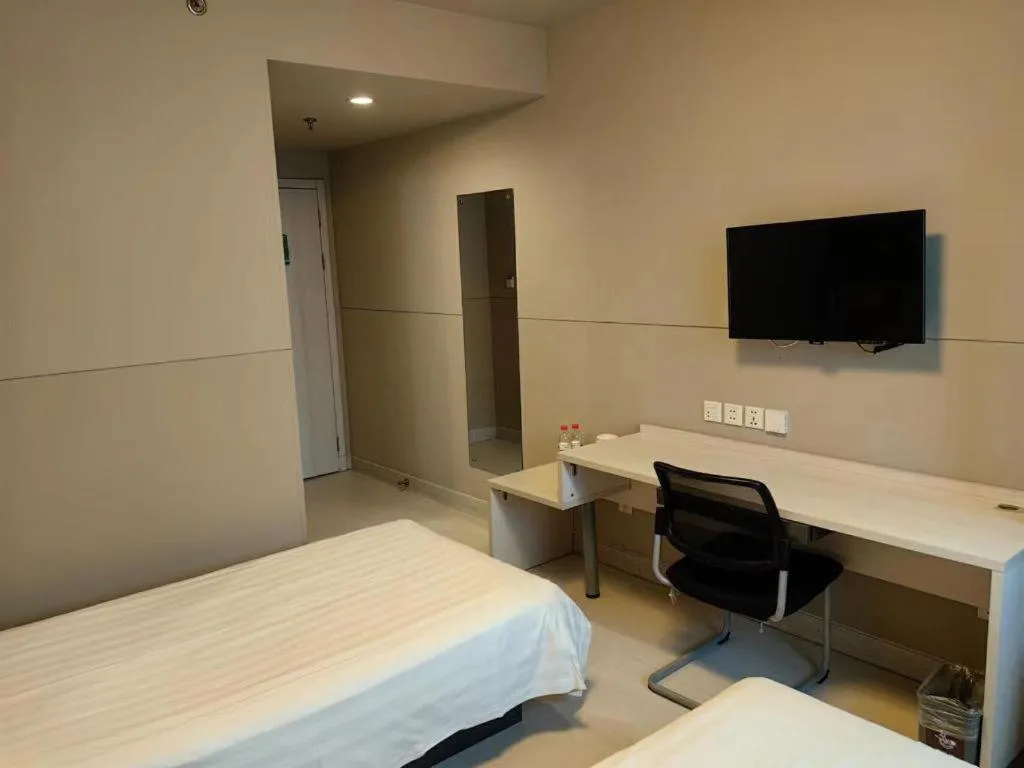 Bed in Jinjiang Inn Shanghai Qingpu