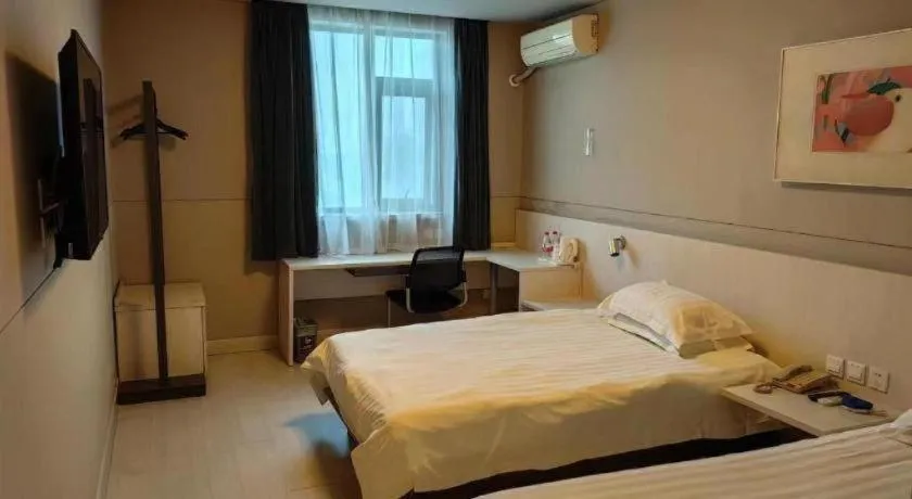 Bed in Jinjiang Inn Shanghai Qingpu