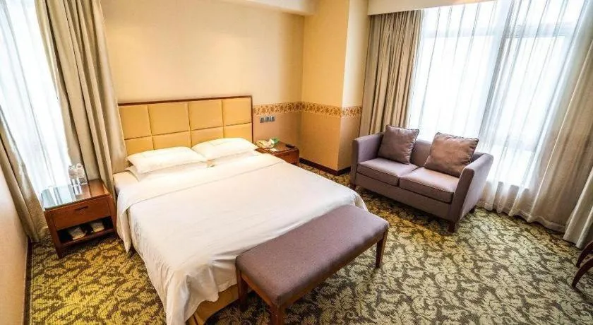 Bed in Xiamen Fortune Hotel