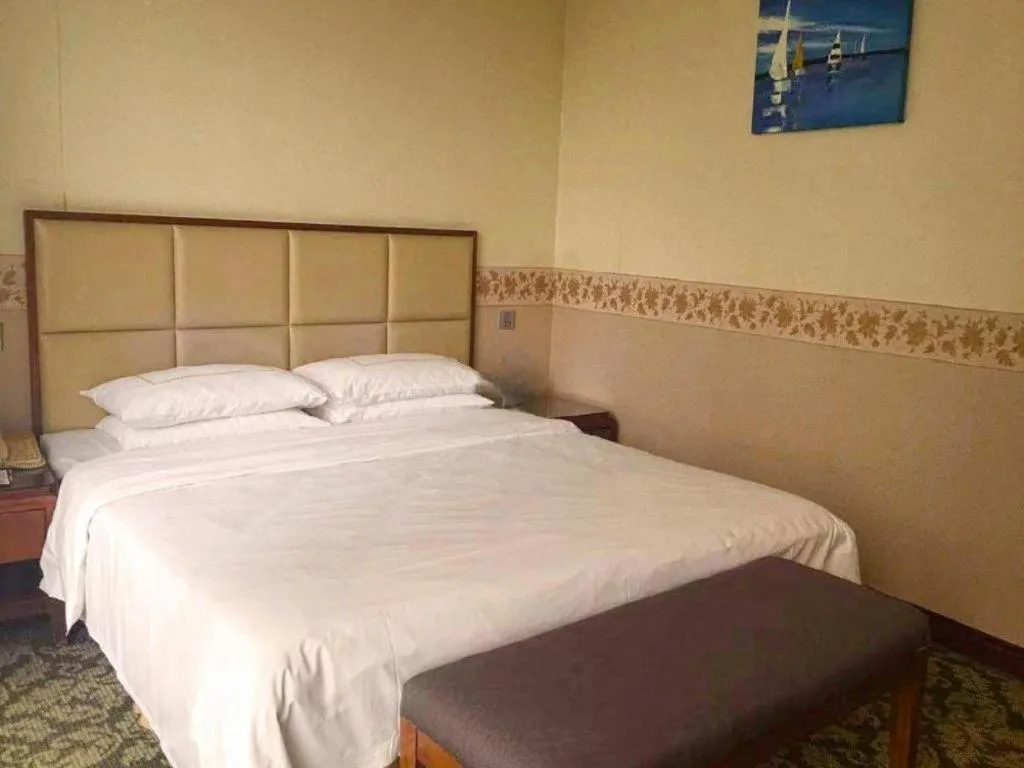 Bed in Xiamen Fortune Hotel