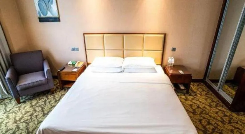 Bed in Xiamen Fortune Hotel