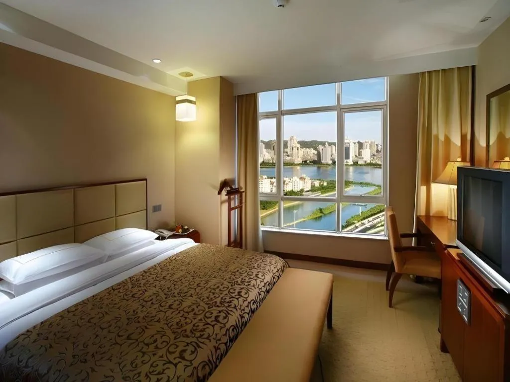 Bed in Xiamen Fortune Hotel