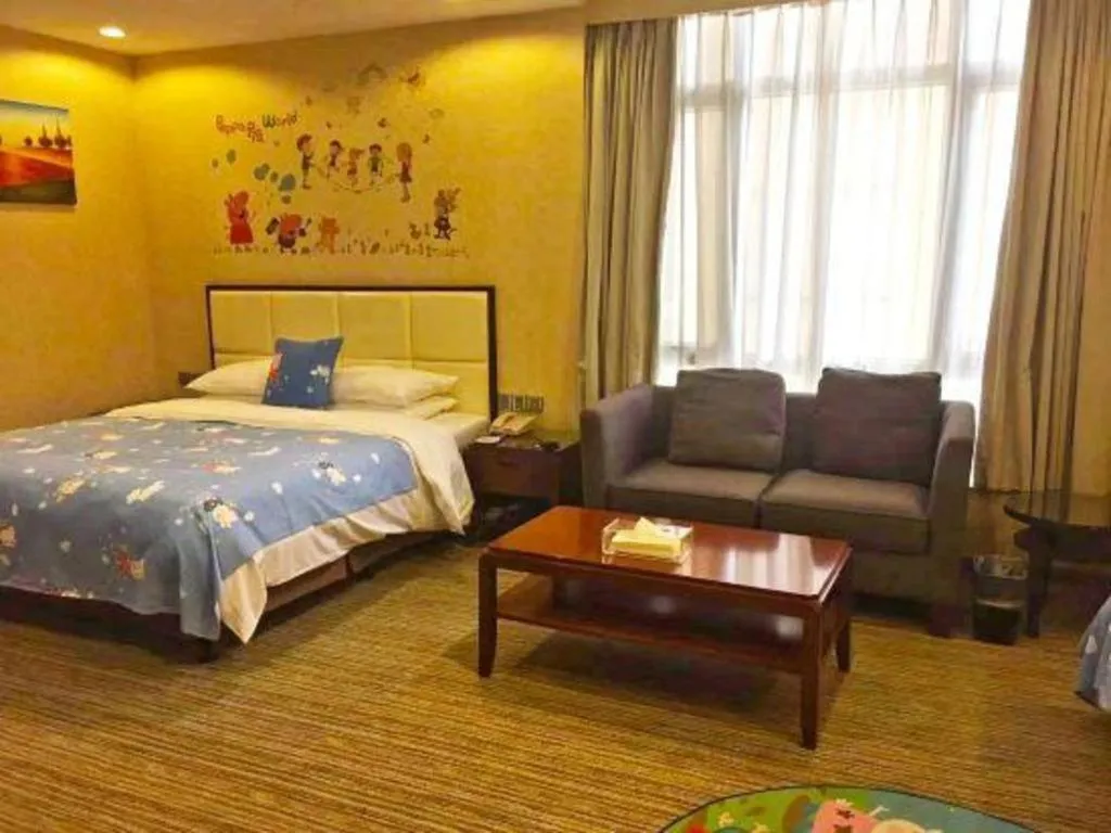 Bed in Xiamen Fortune Hotel