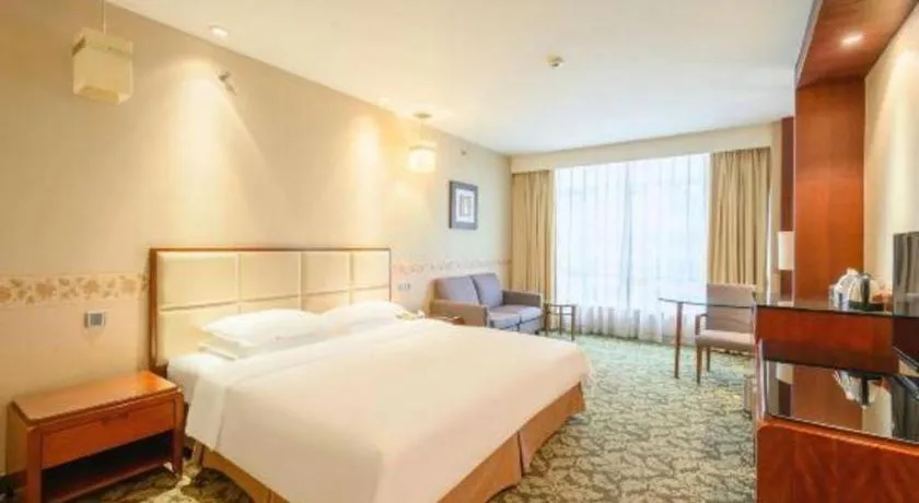 Bed in Xiamen Fortune Hotel