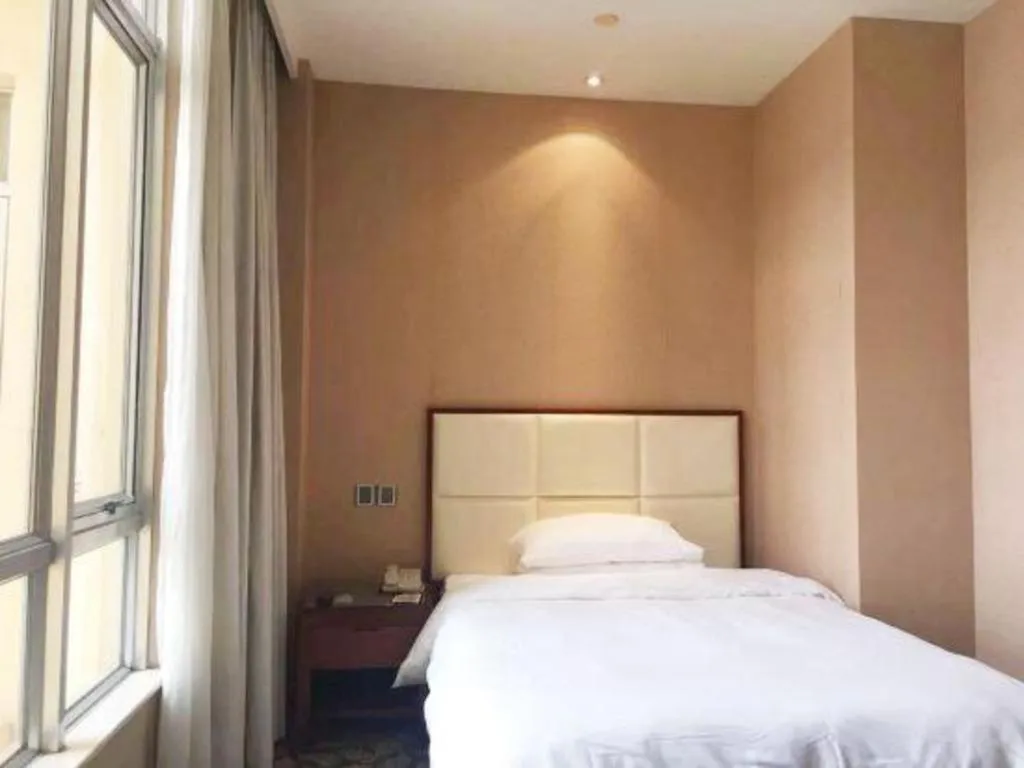 Bed in Xiamen Fortune Hotel