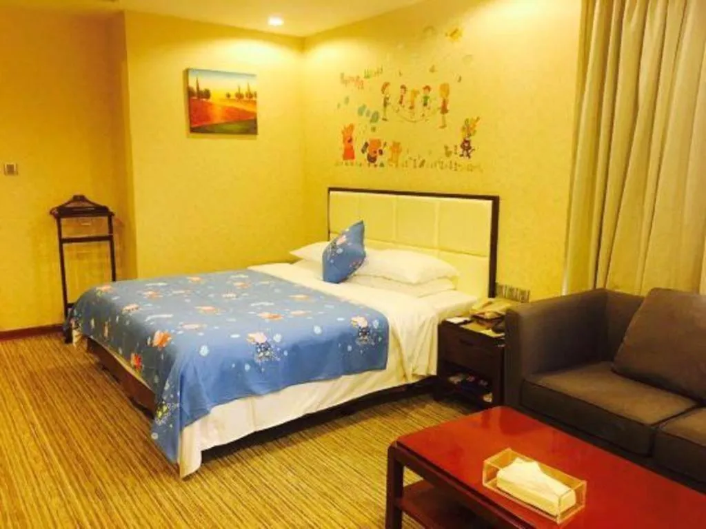 Bed in Xiamen Fortune Hotel