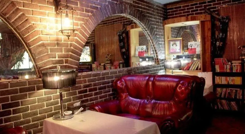 Dalian Zhongshan Hotel