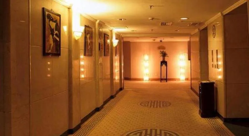 Dalian Zhongshan Hotel