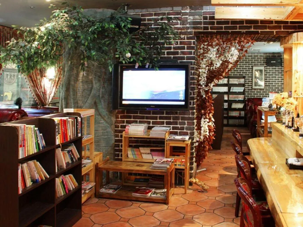 Dalian Zhongshan Hotel