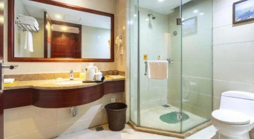 Yiyang Huatian Hotel