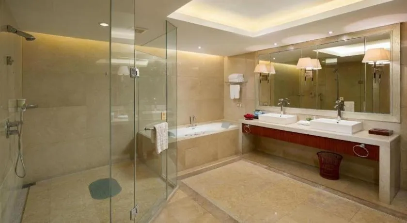 Yiyang Huatian Hotel