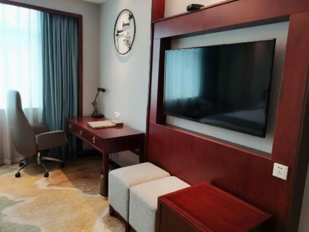 Yiyang Huatian Hotel