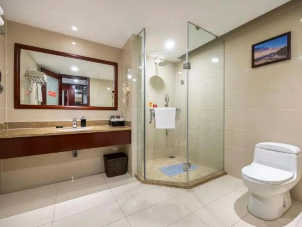 Yiyang Huatian Hotel