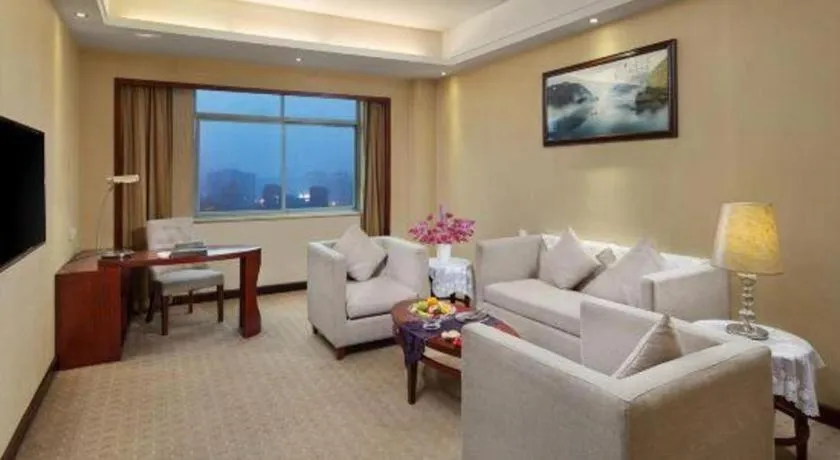 Yiyang Huatian Hotel