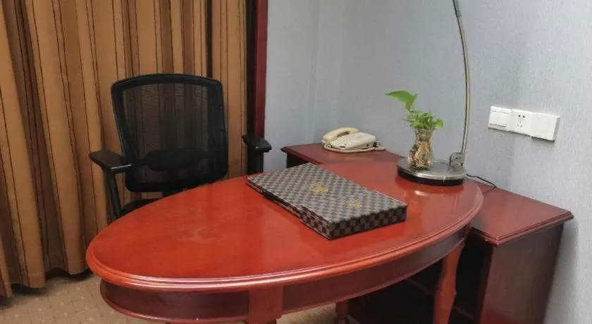 Yiyang Huatian Hotel