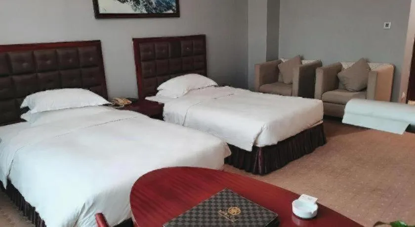 Bed in Yiyang Huatian Hotel