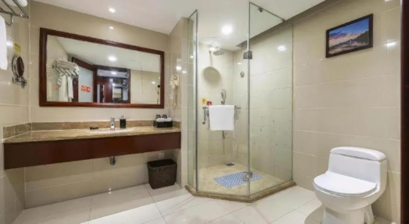 Yiyang Huatian Hotel