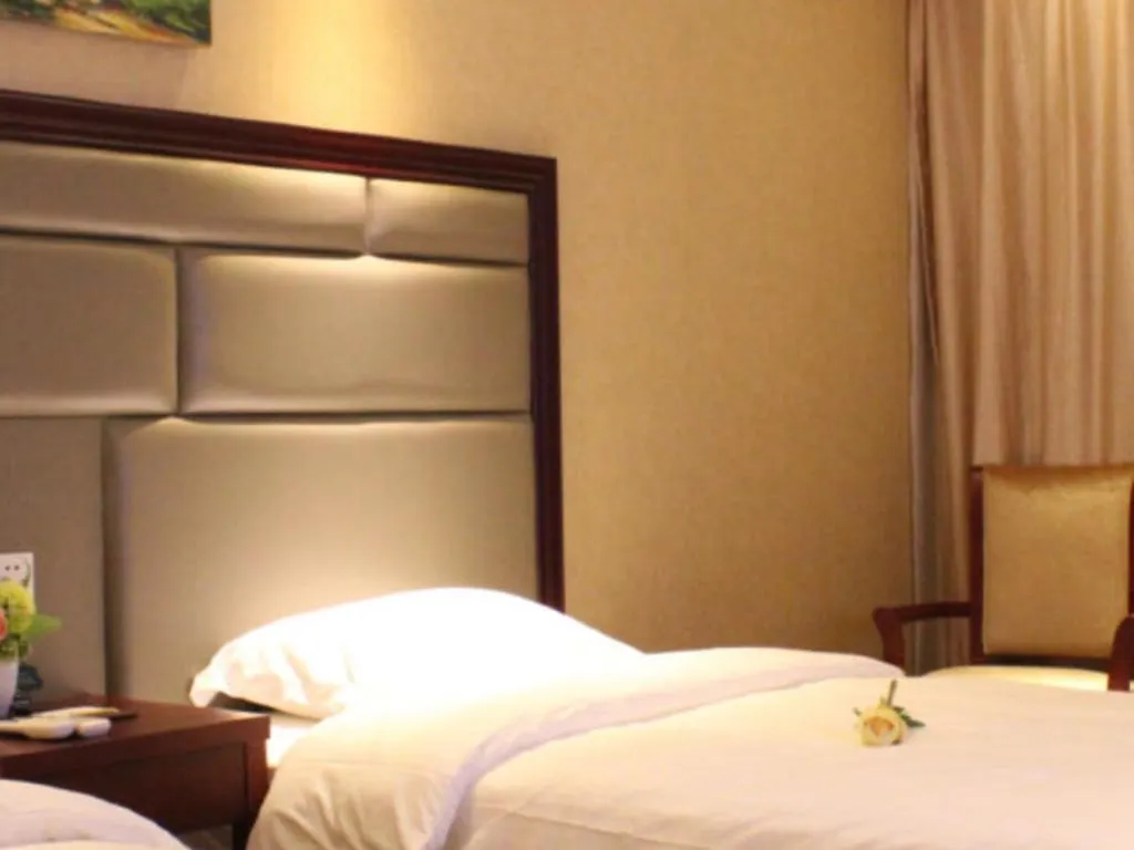 Bed in GreenTree Inn Shanghai Gongkang Road Branch