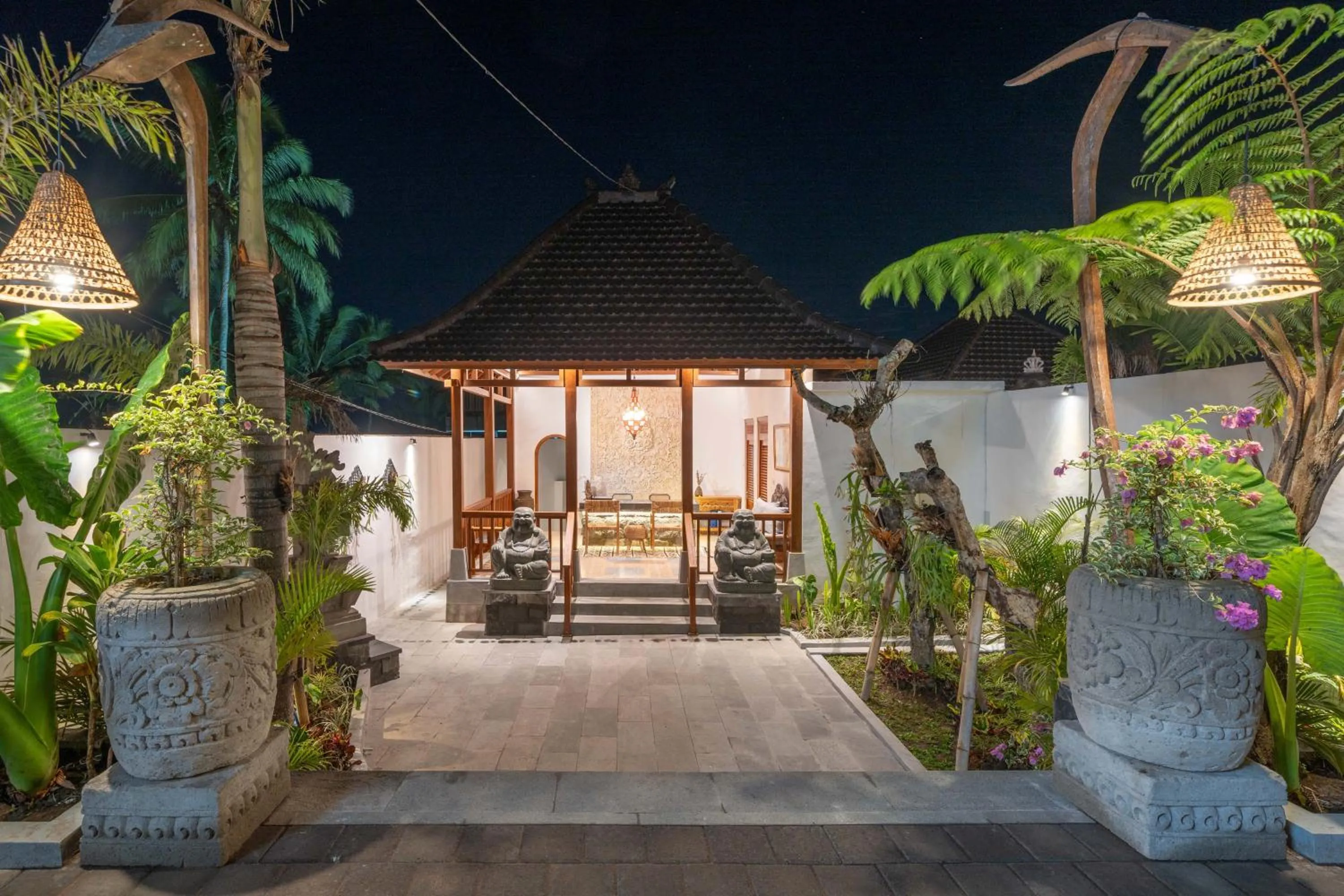 Lobby or reception in Maddu Suites