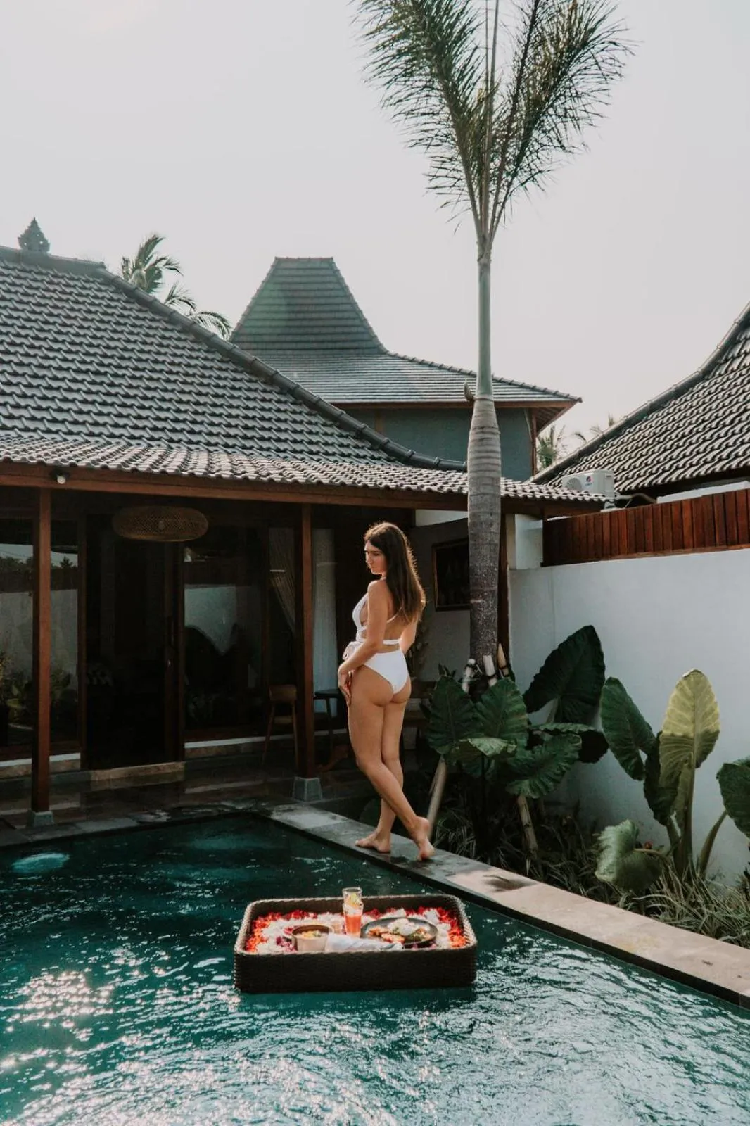 Swimming pool in Maddu Suites