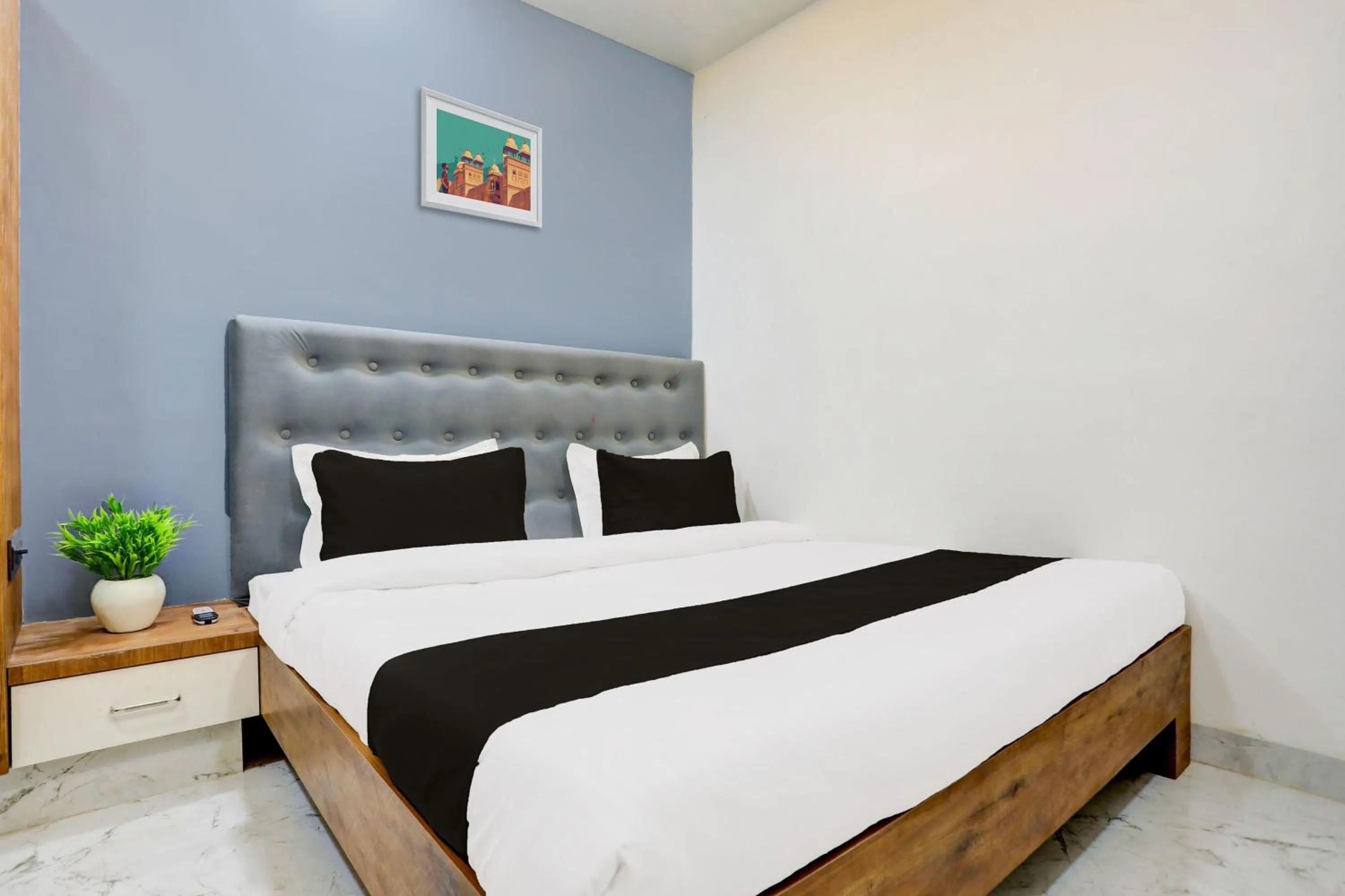 Bedroom, Bed in HOTEL O ANUSHTHAN