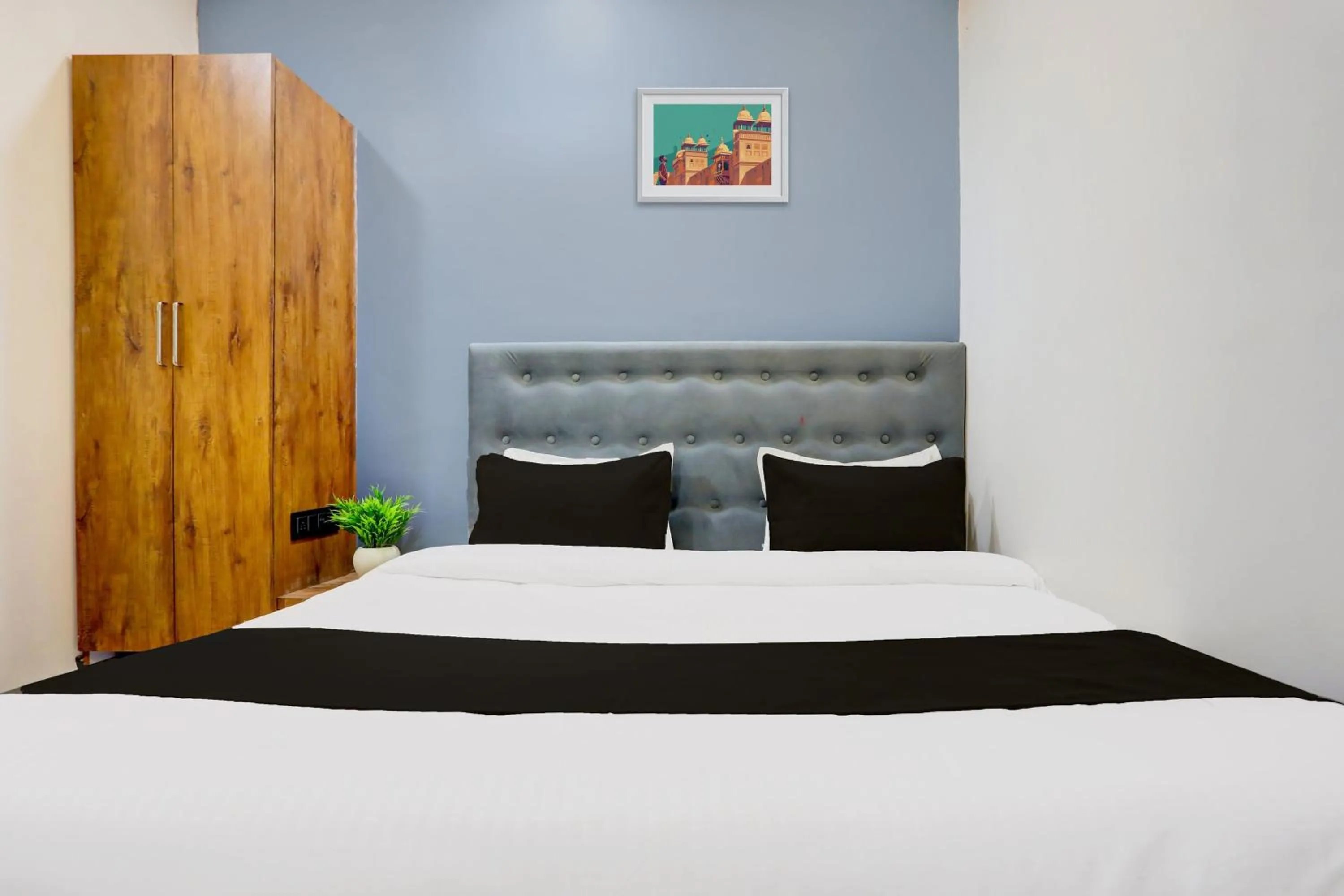 Bedroom, Bed in HOTEL O ANUSHTHAN