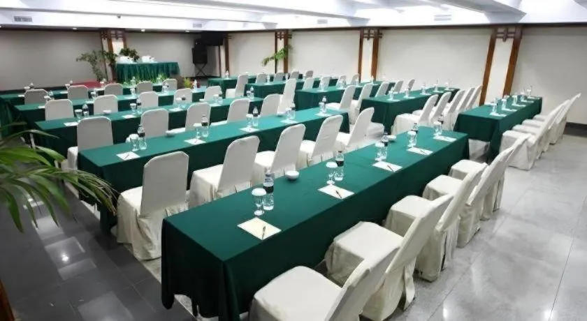 Makassar Golden Hotel