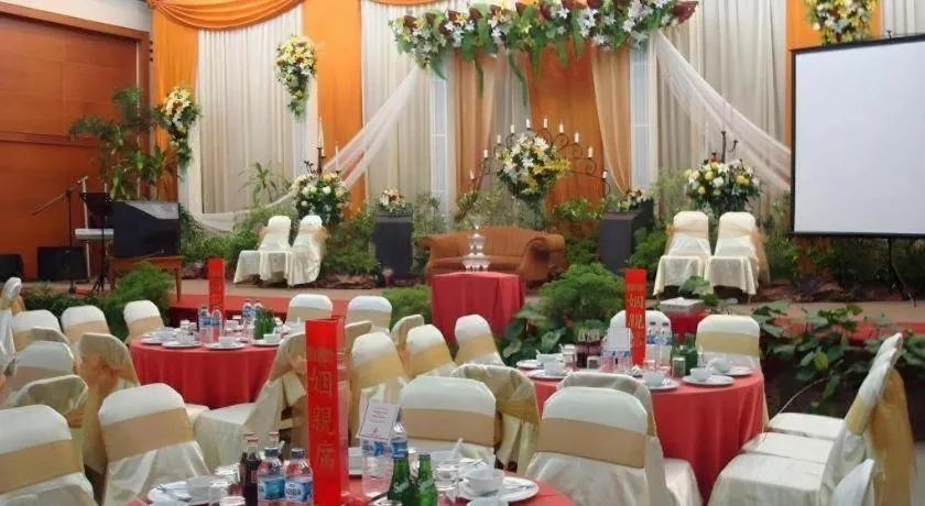 Makassar Golden Hotel