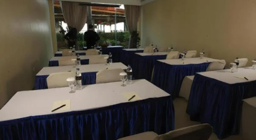 Makassar Golden Hotel