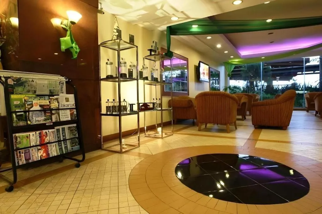 Makassar Golden Hotel