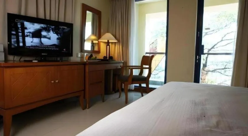 Bed in Makassar Golden Hotel