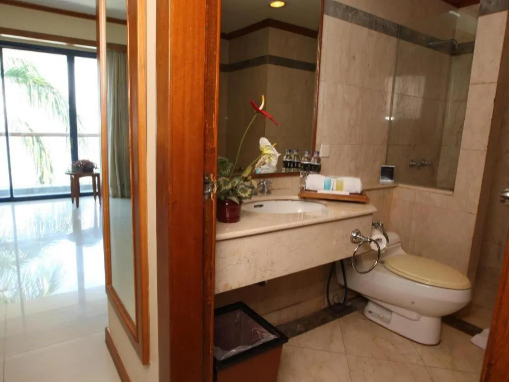 Makassar Golden Hotel