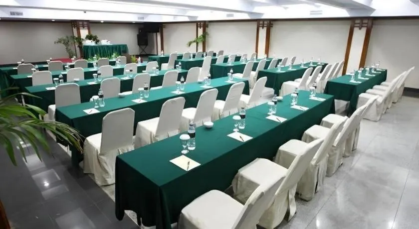 Makassar Golden Hotel