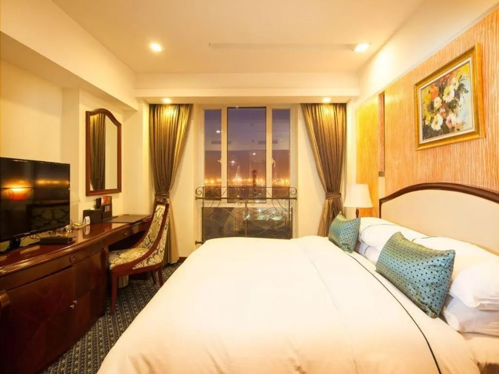 Bed in Argyle International Airport Hotel Shanghai