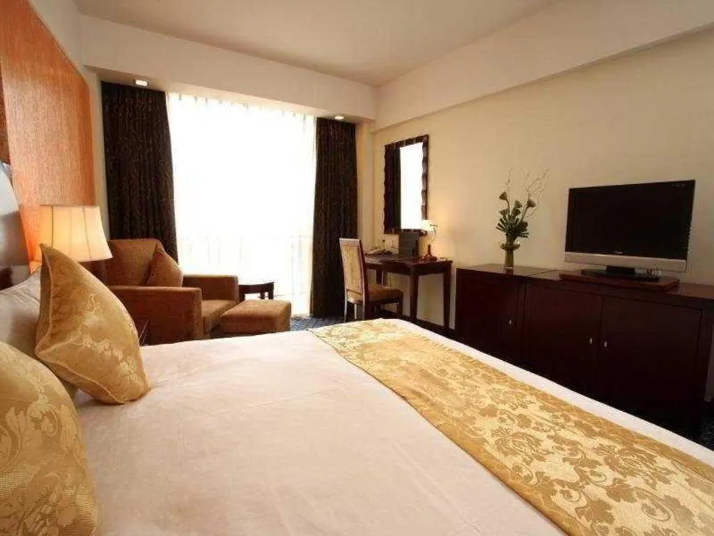 Bed in Argyle International Airport Hotel Shanghai