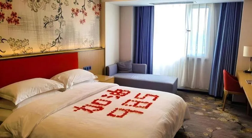 Bed in Rui Cheng Hotel