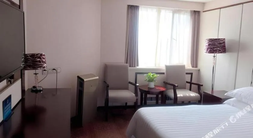 Bed in Rui Cheng Hotel